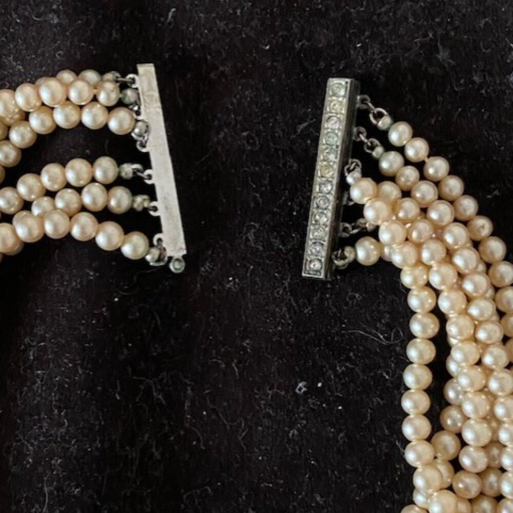 Castlecliff 6 strand faux pearl necklace - Picture 3 of 6